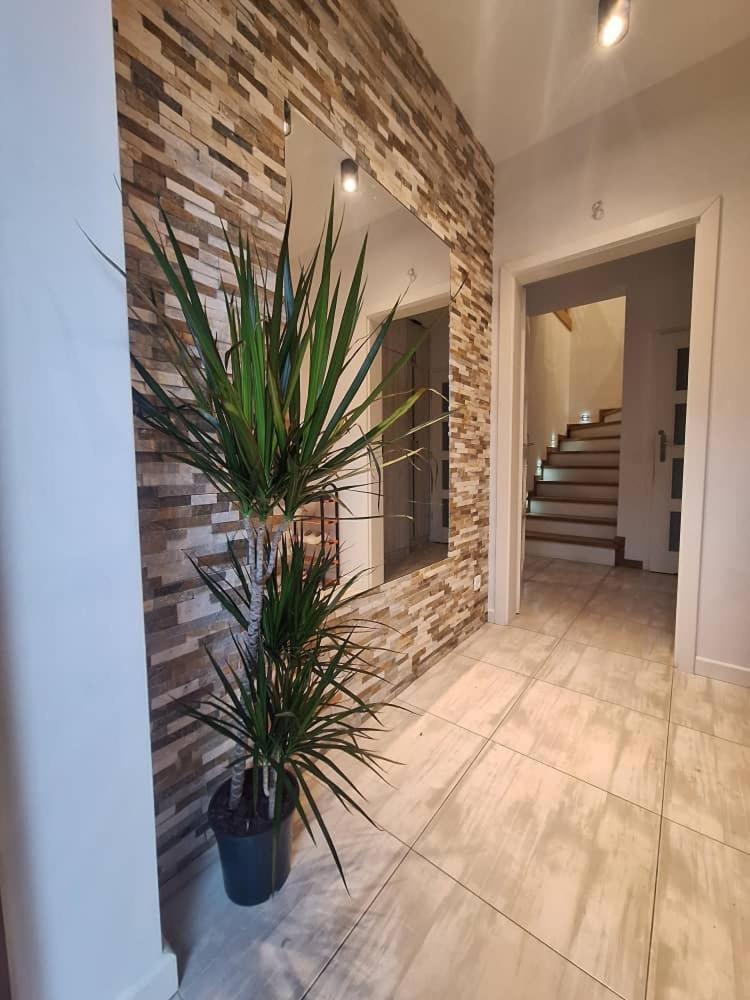 Villa Varzob Warsaw Luaran gambar